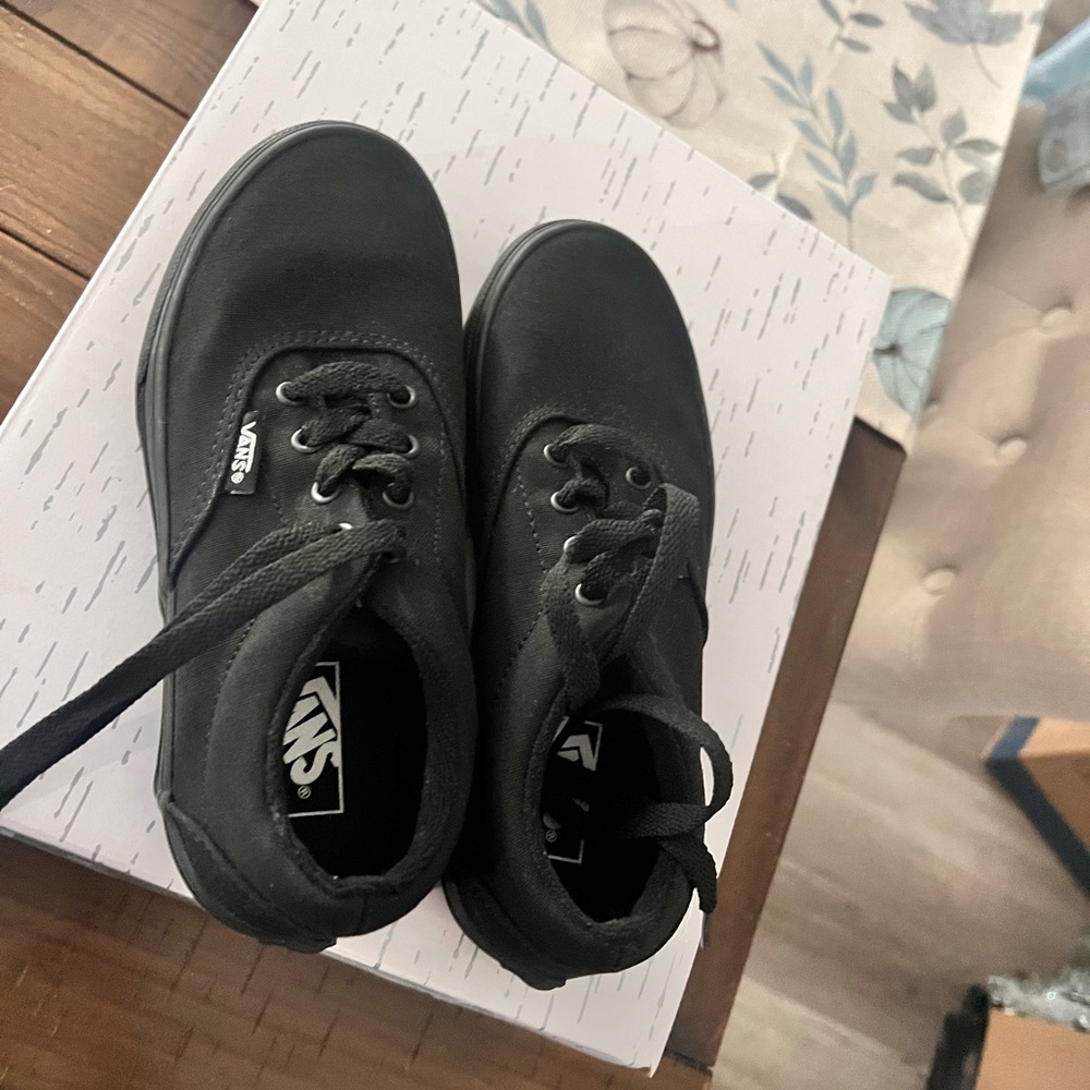Vans All-Black Canvas Sneakers - Picture 2 of 2